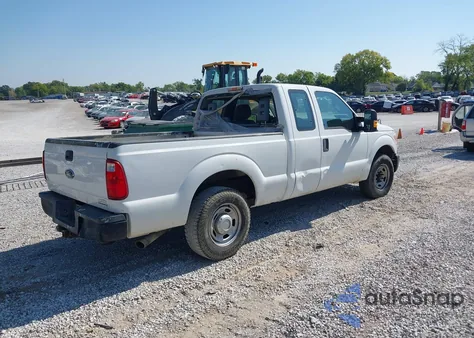 2014 Ford F250 Super Duty z USA, uszkodzony, nr VIN 1FT7X2A63EEA93423